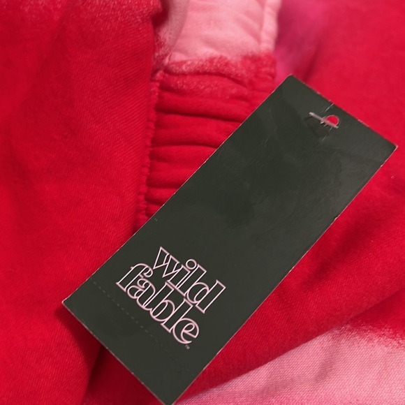Wild Fable Women's High Rise Fleece Sweatpants - Red Swirl. Size L - Picture 5 of 5